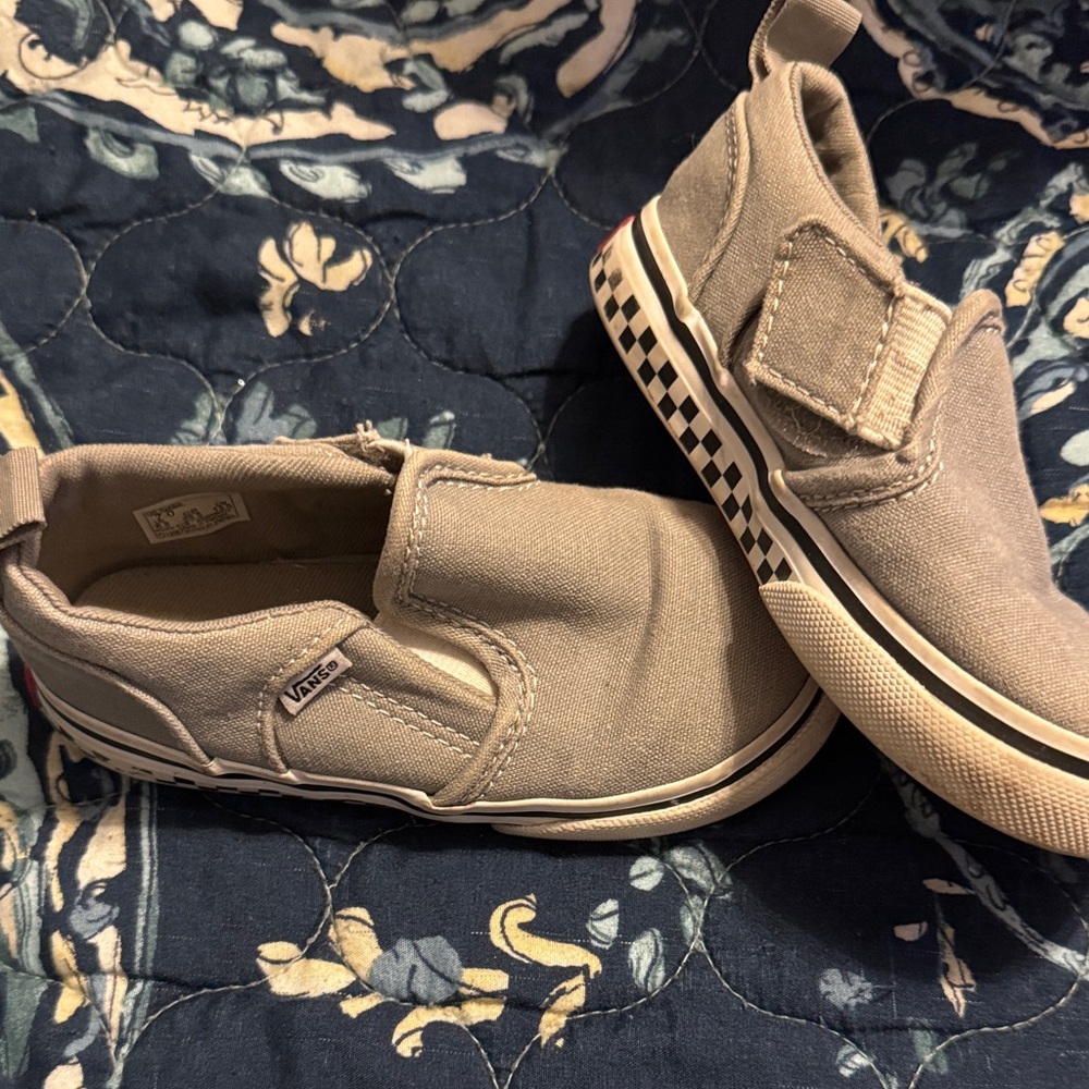 Vans Light Gray Canvas Slip-Ons with Checkered Sole